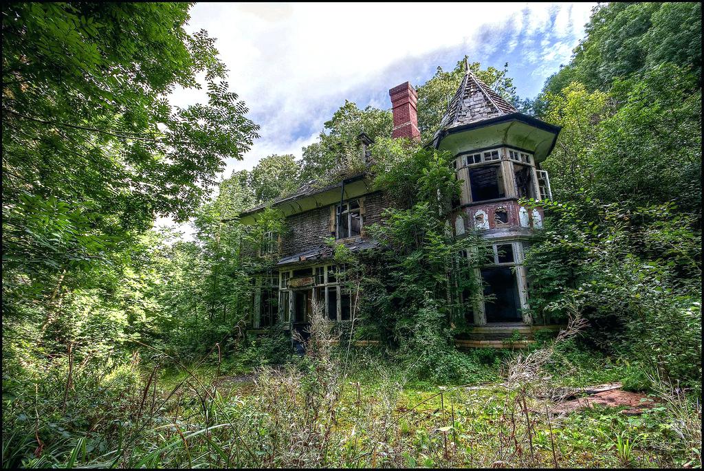 abandoned-places-writing-from-an-image-description-creative-writing